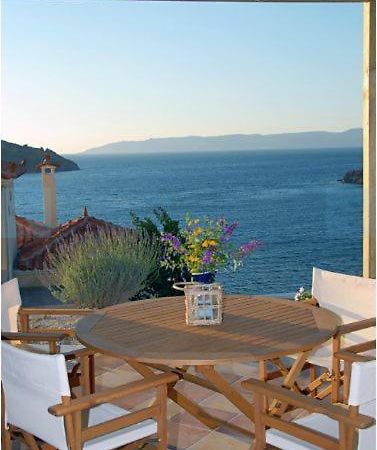 Birds Bay Resort Petra  Zimmer foto